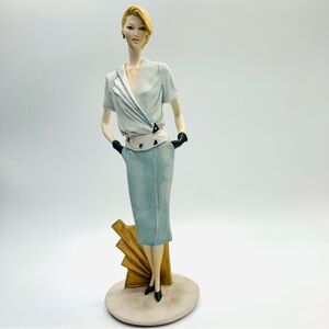 Vintage 1983 Arnart Imports Femmes Collection Lady Figurine Signed Pucci